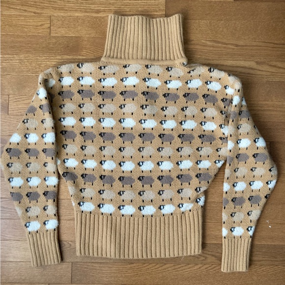 Zara Lamb Sweater - Picture 2 of 4